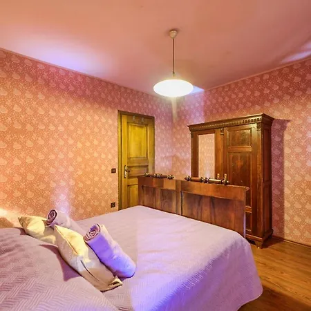 Holiday home Casa Piccola Barbici With Pool In Porec, Istria *