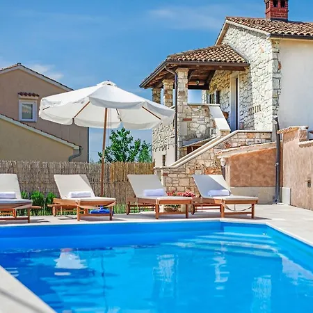 Casa Piccola Barbici With Pool In Porec, Istria Rosini