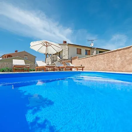 Casa Piccola Barbici With Pool In Porec, Istria Holiday home *
