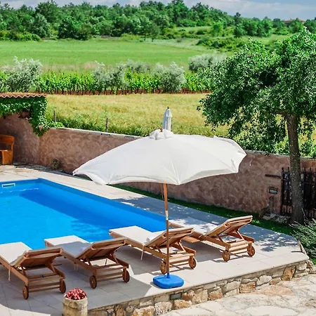 Casa Piccola Barbici With Pool In Porec, Istria *